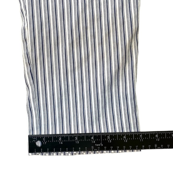 DFA New York Capri Size 12 Blue Striped Flat Front Cropped Pants Casual Coastal - Picture 12 of 12